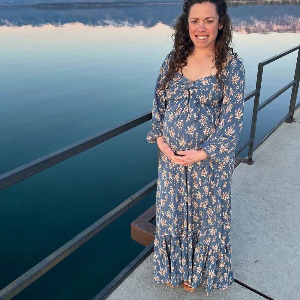 Blue floral PinkBlush maternity Small dress sweetheart neckline